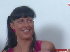 Deutsches Paar Dreht Ihren Ersten Porno bei Einem Casting
