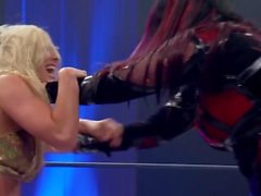 Taryn Terrell Vs Monstre