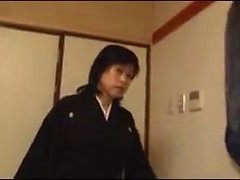 Asiatique Japonaise Bbw Femme De Ménage 01