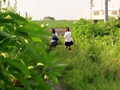 Urinera asiatisk tonåringarna följd