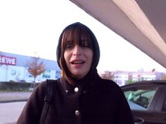 Scout allemand - Petite fille Silvia Extrem extrême Fuck Rue Pickup