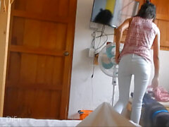 Jeans blowjob, love her feet latin, amateur