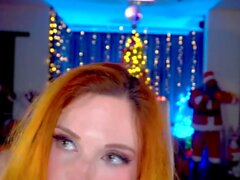 Redheaded Amateur Milf mit einem Sexspielzeug in der Webcam Show