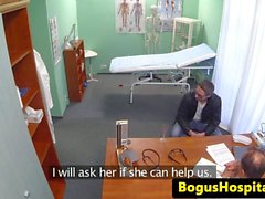 Ursnygg i euro sjuksköterskan samla patienter med cum