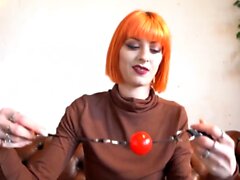 Émission de sexe rousse amateur sur la webcam ivecamgirls