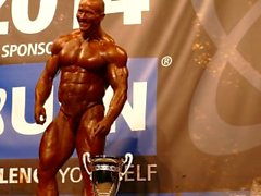 ROIDGUTTED MUSCLEBULLS Resultat Mitt - Sista - professionella - NABBA Universum 2.014