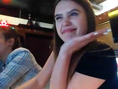 Teen Brunette från Get Fuck on Webcam