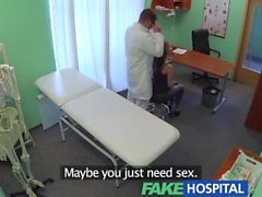 студент FakeHospital Великолепный просто нуждается в хороших и чертовски петух от врачей