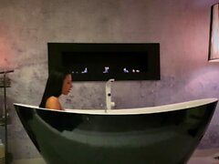 Классный Шалина Девян романтический анальный играющий в ванне