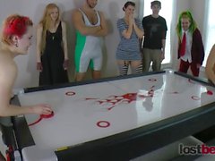 Franja Air Hockey a Aubrey, Belle Cherry Devon y P2 de