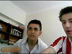 2 recién llegados turcos en chatroulette