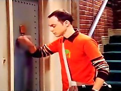 Big Bang Theory - Sheldonin Cooperin panee Penny