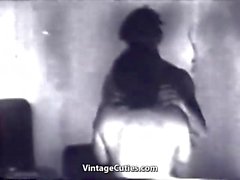 Vieille femme au foyer est obtenue baisée (années 1940 Vintage)