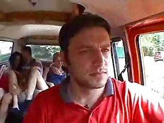 Porn Serbia Orgia in Bus ( nell'ambito 1 di 3)