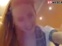 Redhead SchoolGirl Çift Yapboz