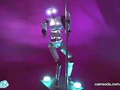 CamSoda - Sex Robot cam menina twerks e orgasmos