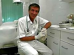 Doktor bir seks bağımlısı olan