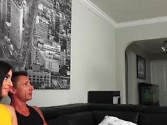 SEXYMOMMA - Vollbusige MILF zu dritt mit ihrer Stieftochter