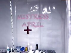 Mistress April - Obtener tetas reales