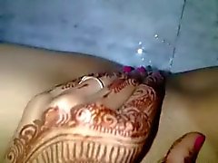 Married indischen Mädchen Fingersatz in der ersten der Nacht