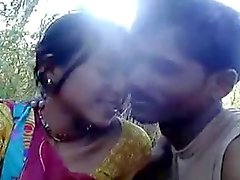 northindia girl show off outdoor and bust girl touch