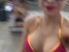 Mostra bikini SuongAngale hot girl sexy