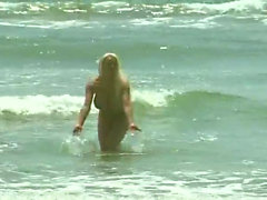 European Blonde Finger Fucked On Public Beach