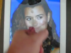 Cum on Cote de Pablo - november 2013