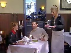 Se divierten en Con restaurante Con