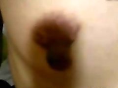 Niedlich Philippinerin mit langen Nippel