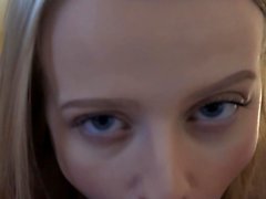 Fasiyal POV Cumshot The Naughty Petite sarışın Paris Beyaz ATK